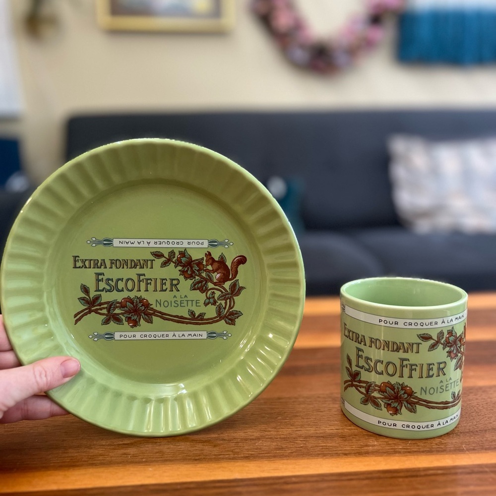 French Green dessert plate and coffee mug vintage retro style design